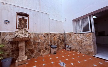 Property slide 8