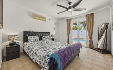 Property slide 17
