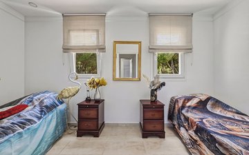 Property slide 23