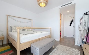 Property slide 17