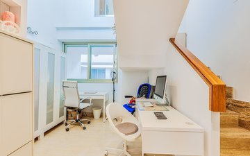 Property slide 12
