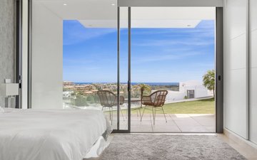 Property slide 39