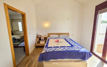 Property slide 16