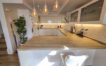 Property slide 48