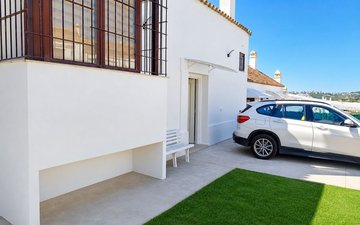 Property slide 51