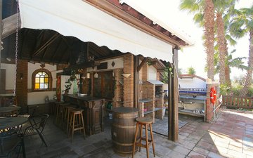 Property slide 16