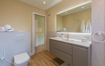 Property slide 38