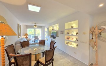 Property slide 10