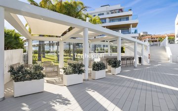 Property slide 40
