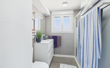 Property slide 7