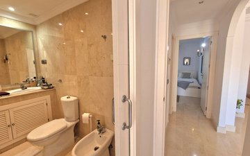 Property slide 21