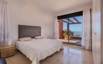 Property slide 18