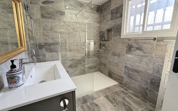 Property slide 14