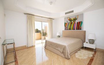 Property slide 25