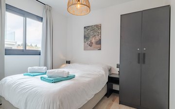 Property slide 35