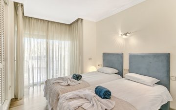 Property slide 18
