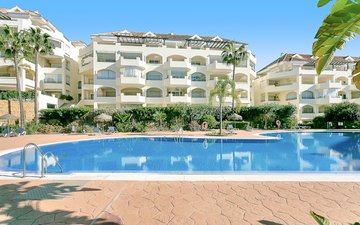 Property slide 25