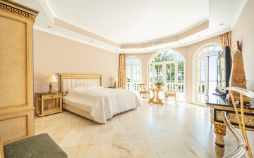 Property slide 41