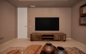 Property slide 21