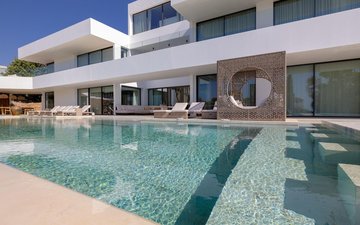 Property slide 42
