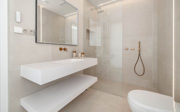 Property slide 50