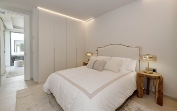 Property slide 52