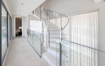 Property slide 61