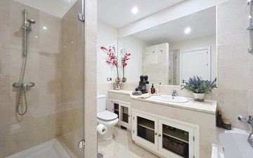 Property slide 15