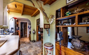 Property slide 61