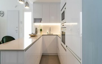 Property slide 10