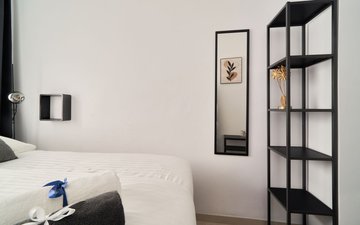 Property slide 21