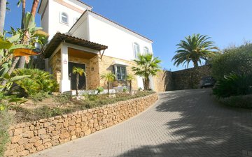 Property slide 18