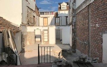 Property slide 4