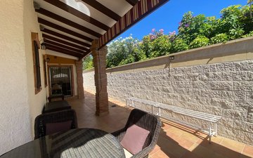 Property slide 16