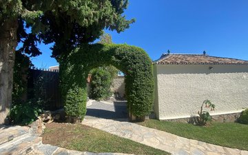 Property slide 36