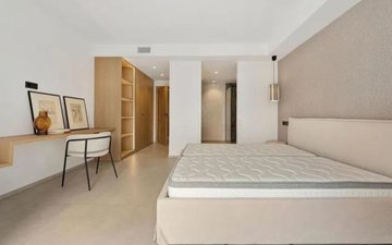 Property slide 18