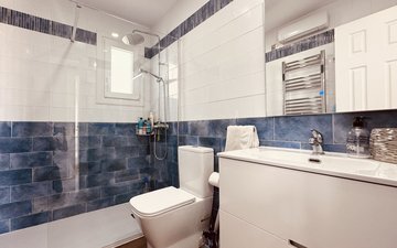 Property slide 25