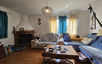 Property slide 14