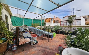 Property slide 20