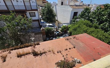 Property slide 22