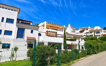 Property slide 62