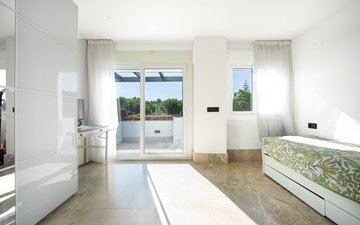 Property slide 20