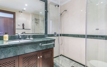 Property slide 20