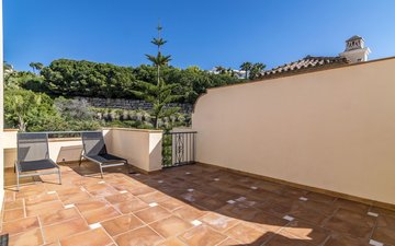 Property slide 44