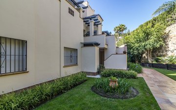 Property slide 48