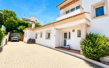 Property slide 40