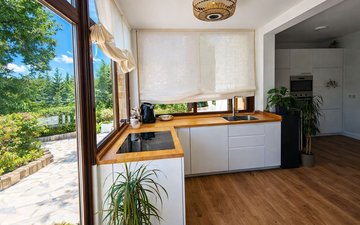 Property slide 8