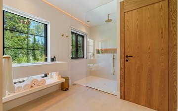 Property slide 31