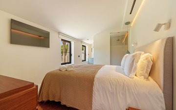 Property slide 38