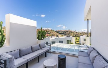 Property slide 36
